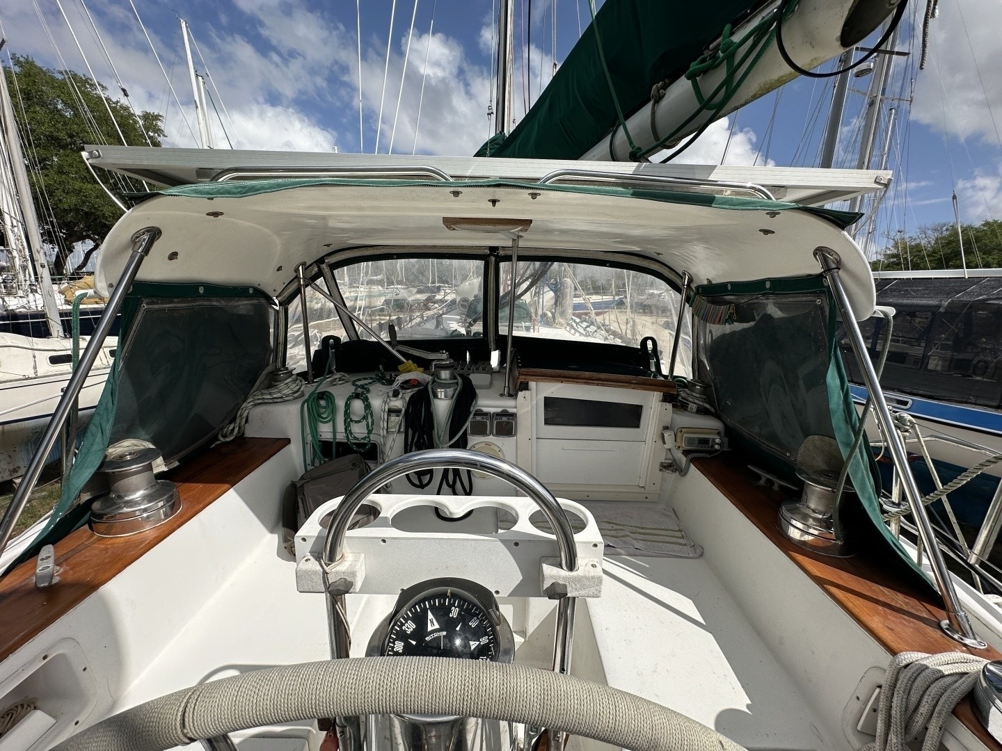 Valiant 40 · 1976 en venta en Florida — foto 4