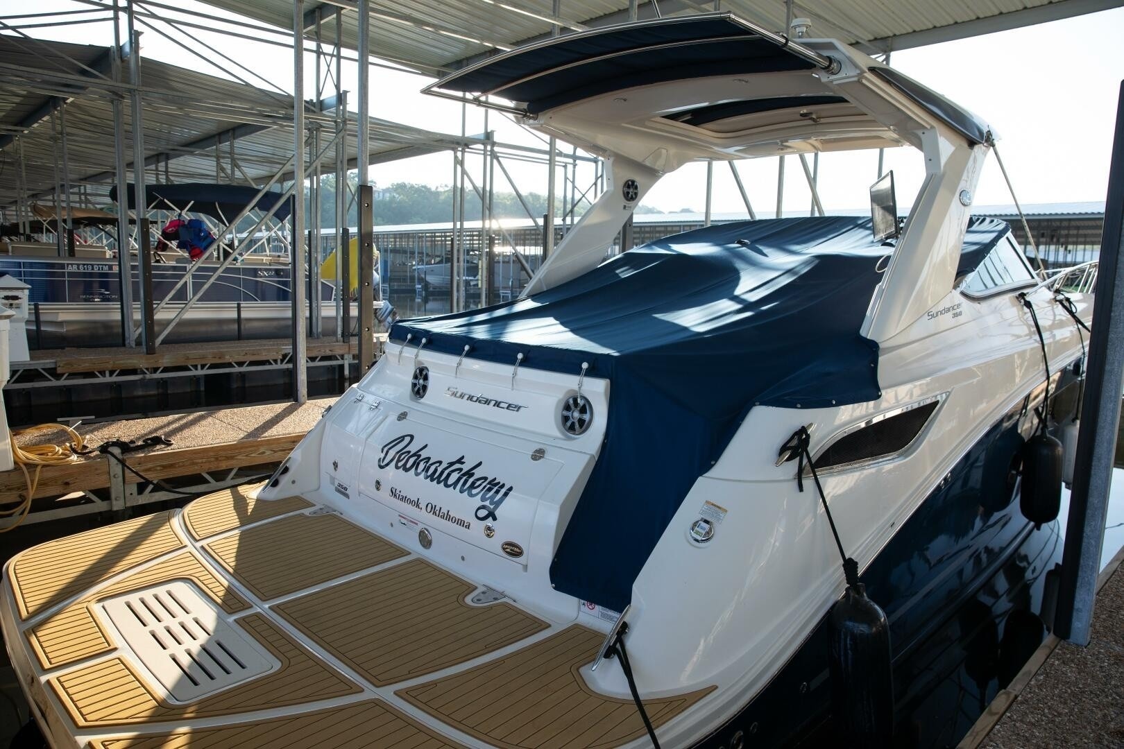 Sea Ray Sundancer 350 · 2016 for sale in Other area — photo 10