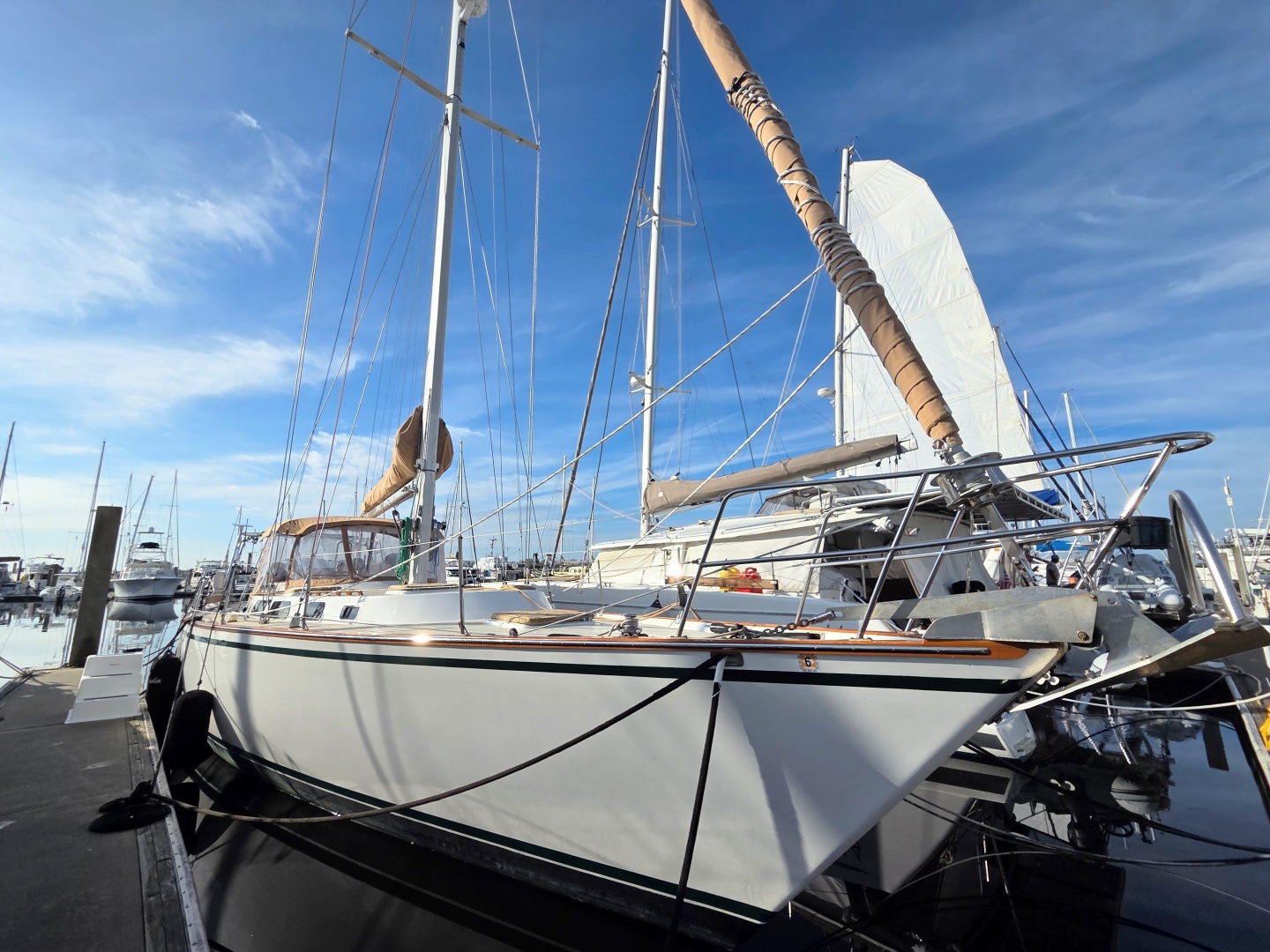 Endeavour 51 · 1985 for sale in Other area — photo 2