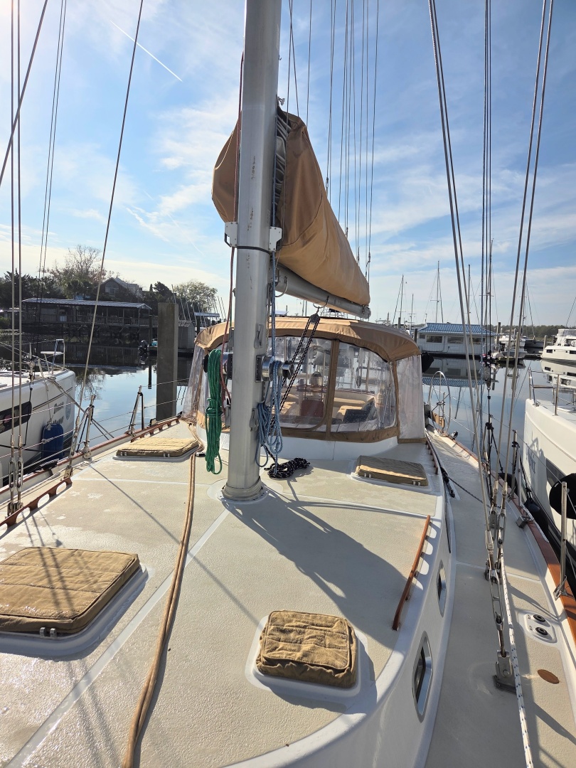 Endeavour 51 · 1985 for sale in Other area — photo 8