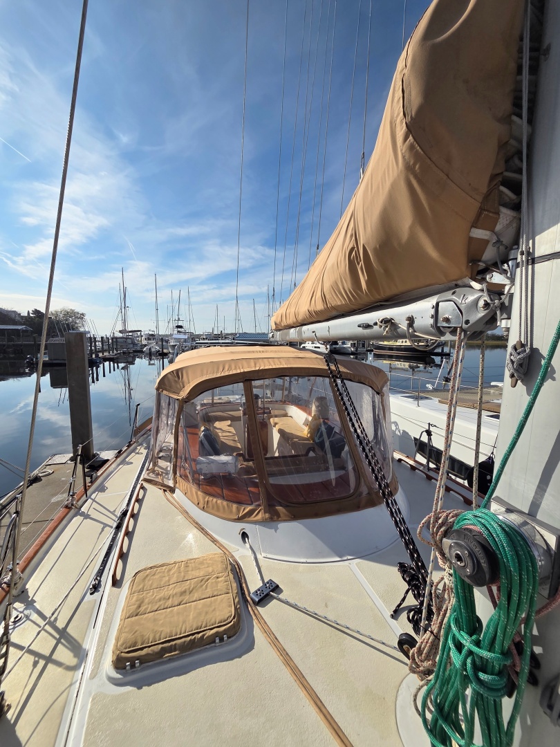 Endeavour 51 · 1985 for sale in Other area — photo 9