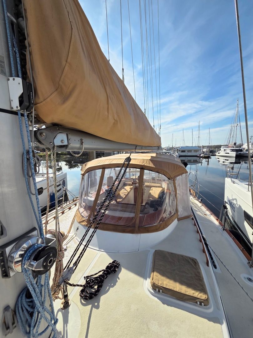 Endeavour 51 · 1985 for sale in Other area — photo 10