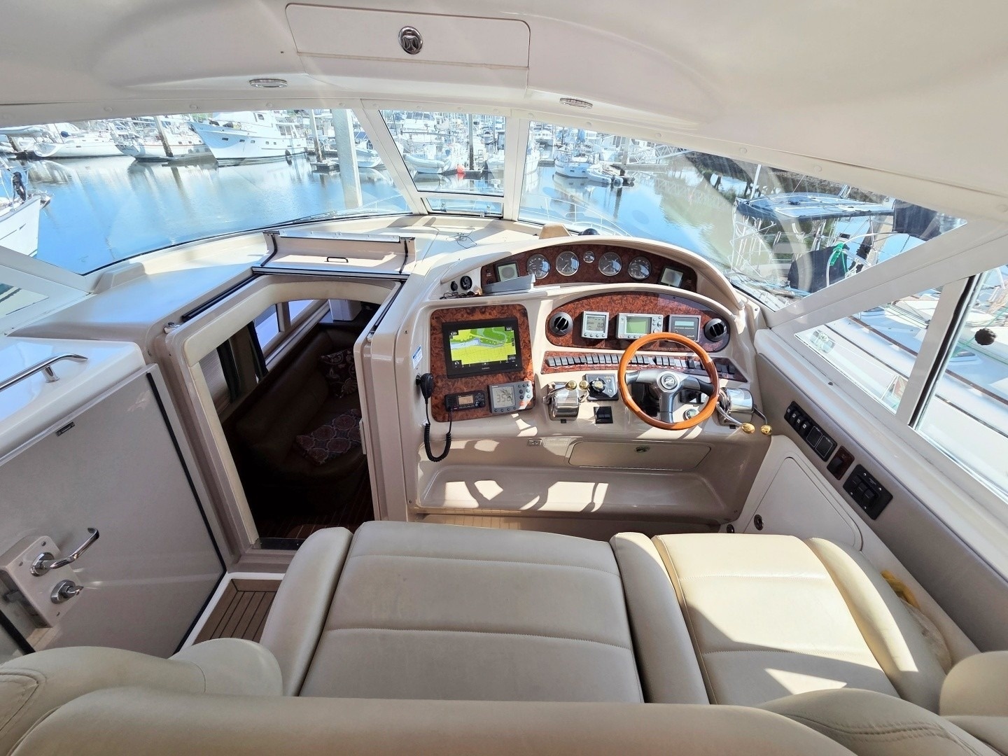 Sea Ray 480 Motor Yacht · 2002 in vendita in Altra zona — foto 3