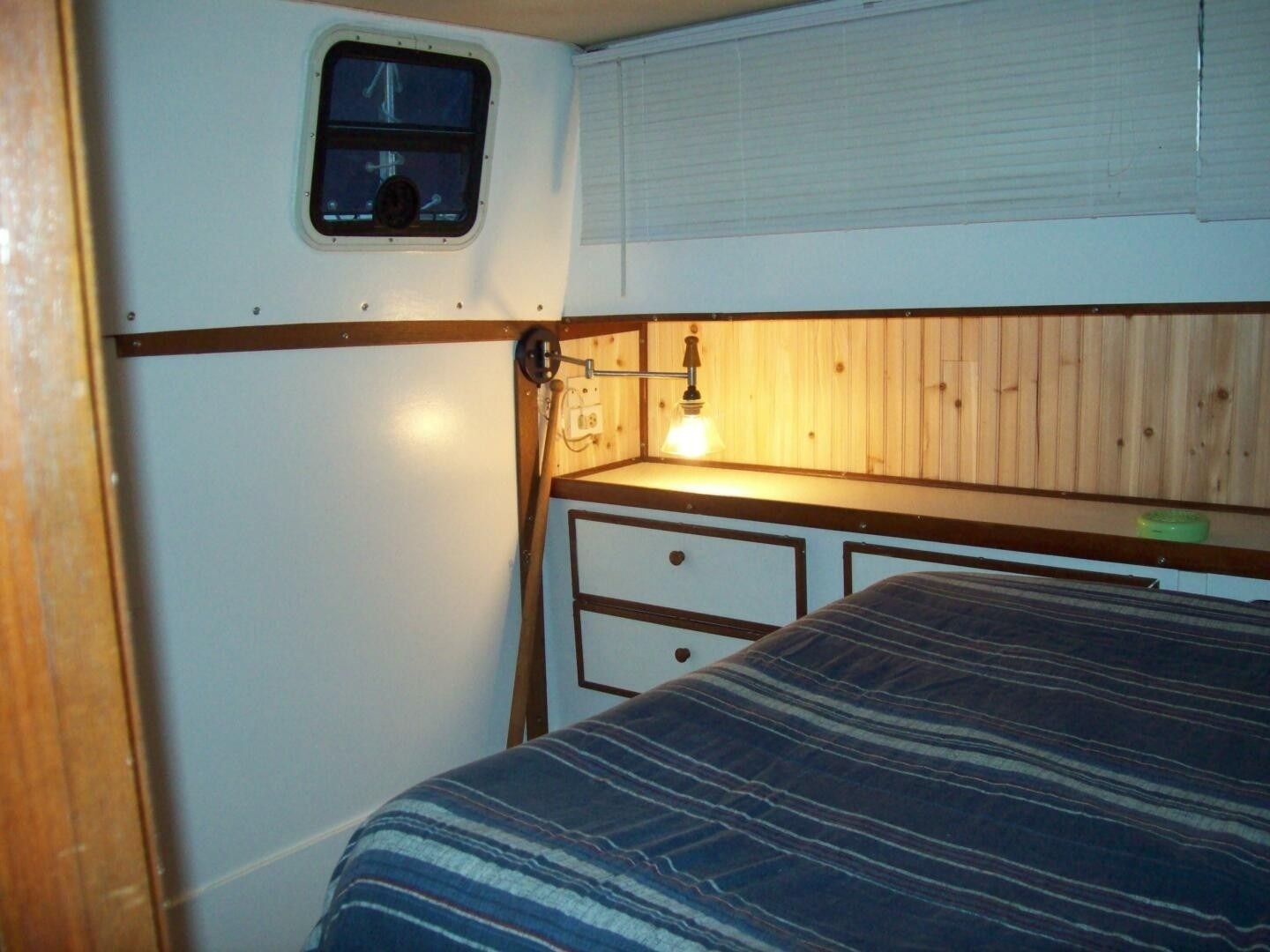 Chris-Craft 350 Catalina · 1979 à vendre – Autre zone — photo 10