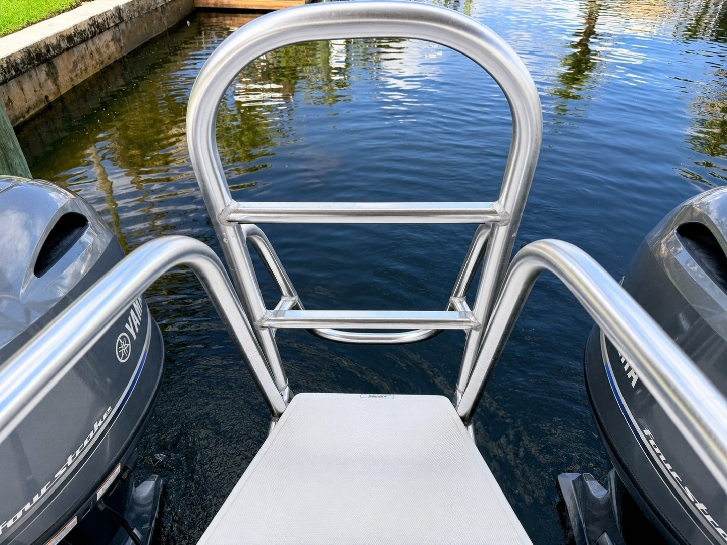 World Cat 230 DC · 2020 en venta en Florida — foto 3