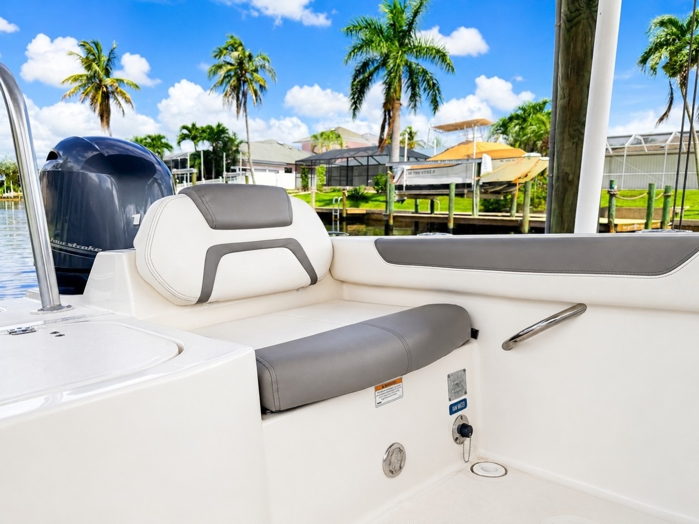 World Cat 230 DC · 2020 en venta en Florida — foto 9
