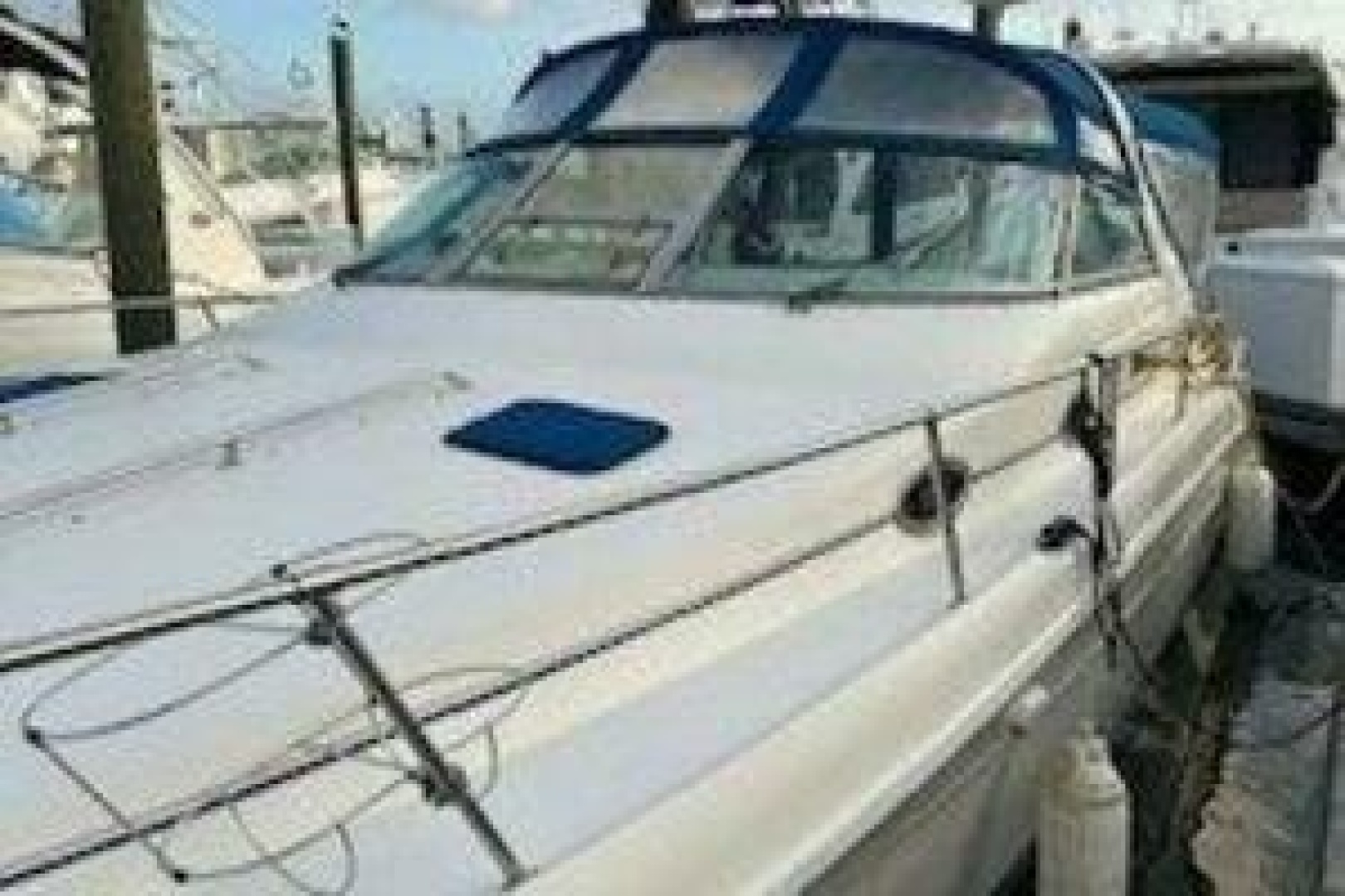 Sea Ray 330 Express Cruiser · 1996 à vendre – Autre zone — photo 3