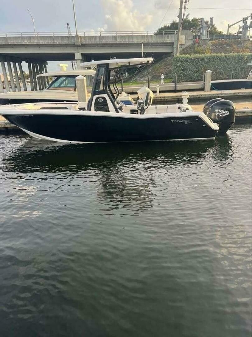 Tidewater 256 CC Adventure · 2023 en venta en Florida — foto 2