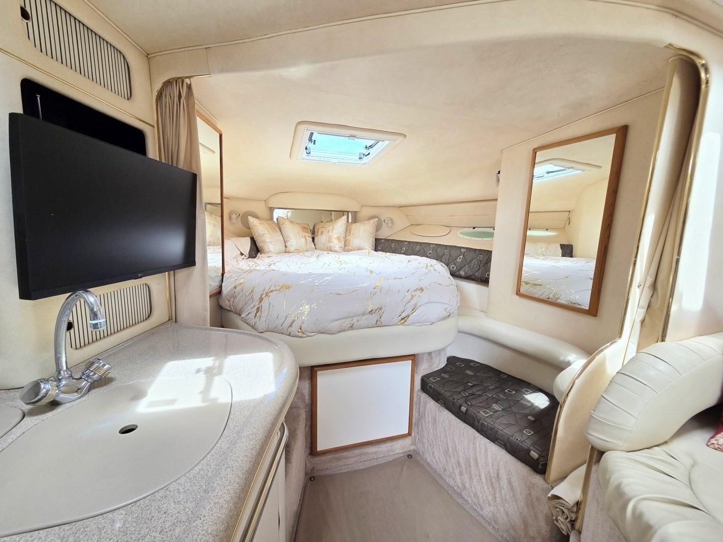 Sea Ray 340 Sundancer · 2000 à vendre – Autre zone — photo 3