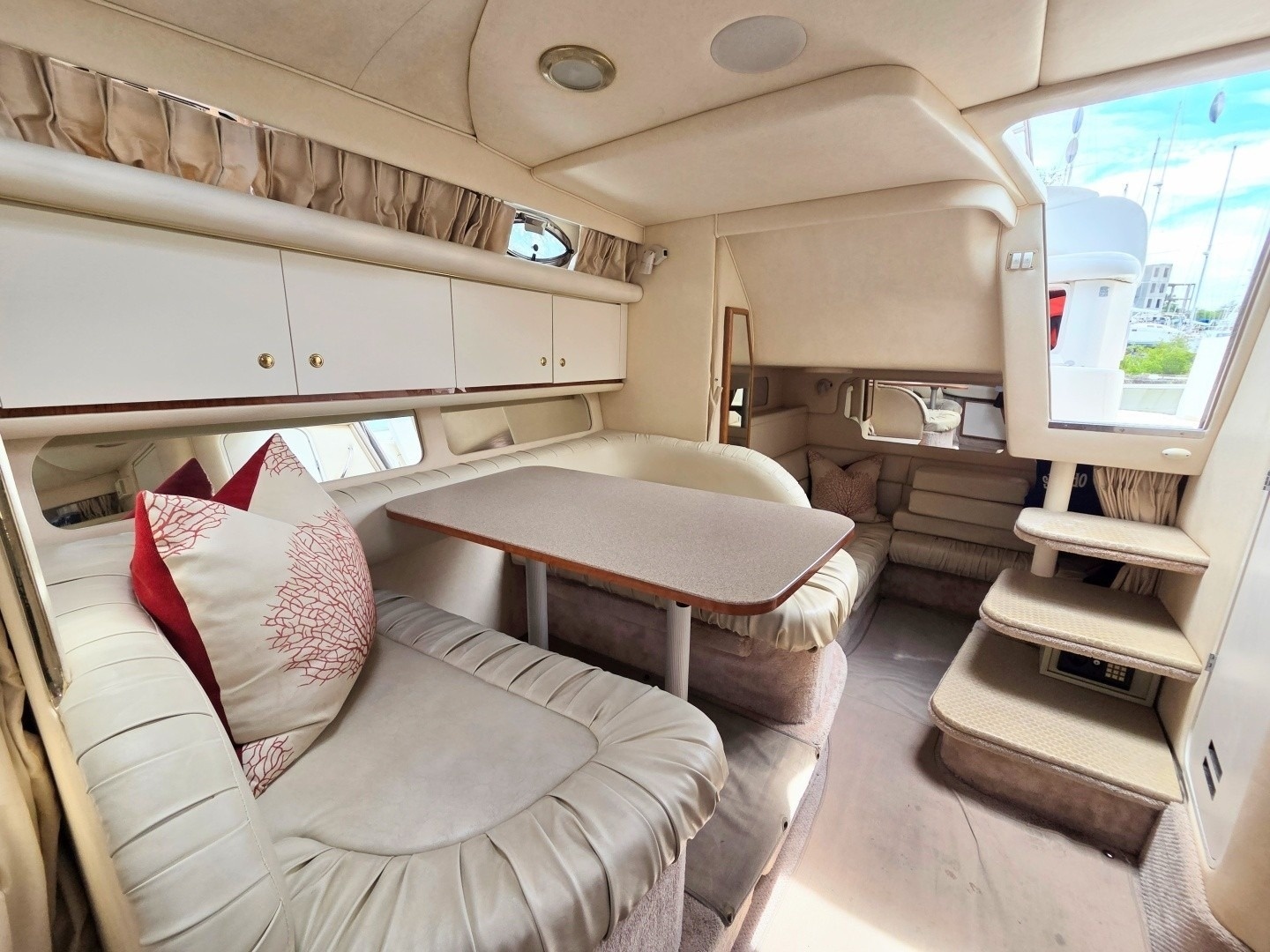 Sea Ray 340 Sundancer · 2000 à vendre – Autre zone — photo 4
