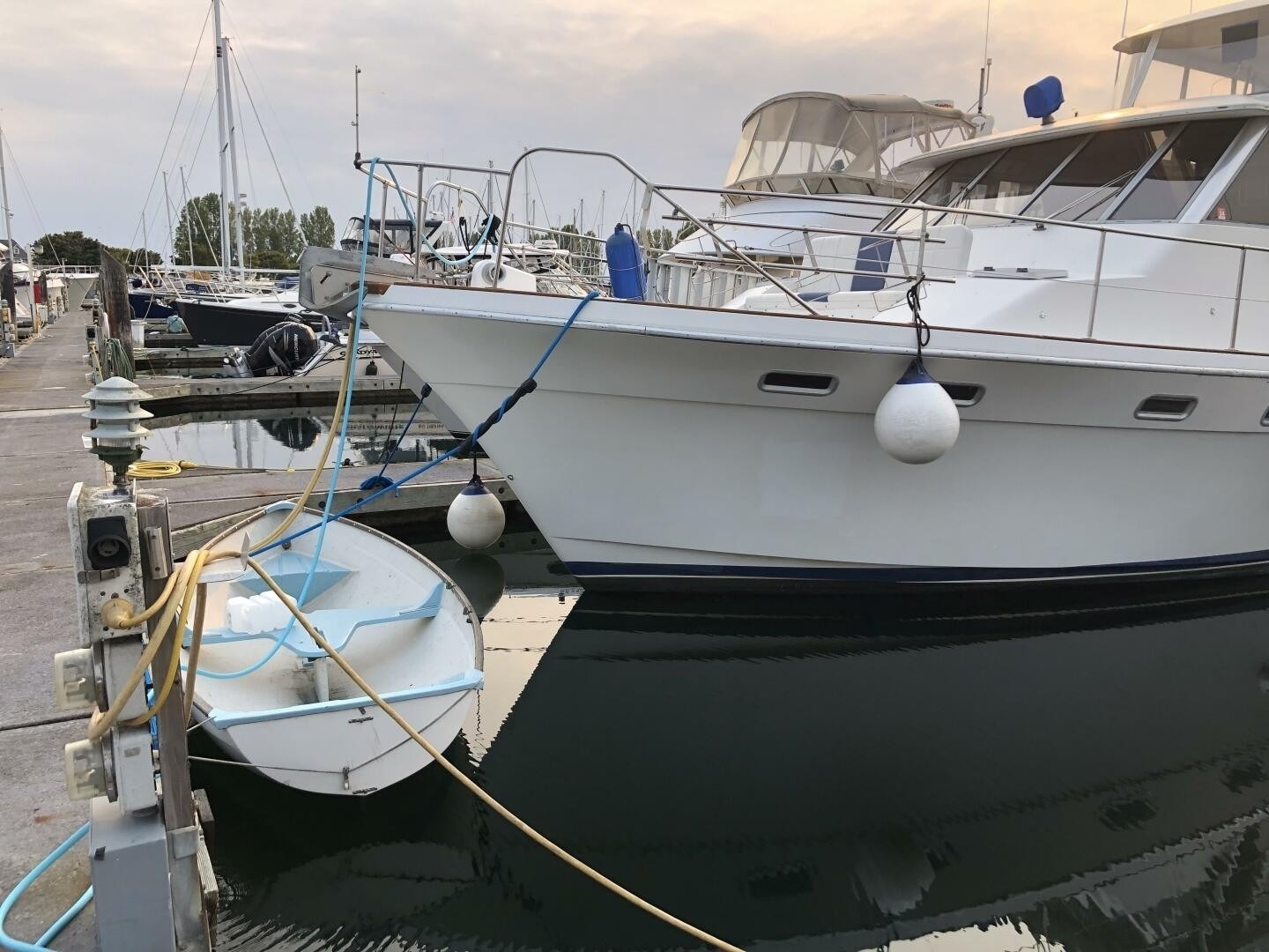 Bayliner 4550 Motoryacht · 1985 en venta en Otra zona — foto 3