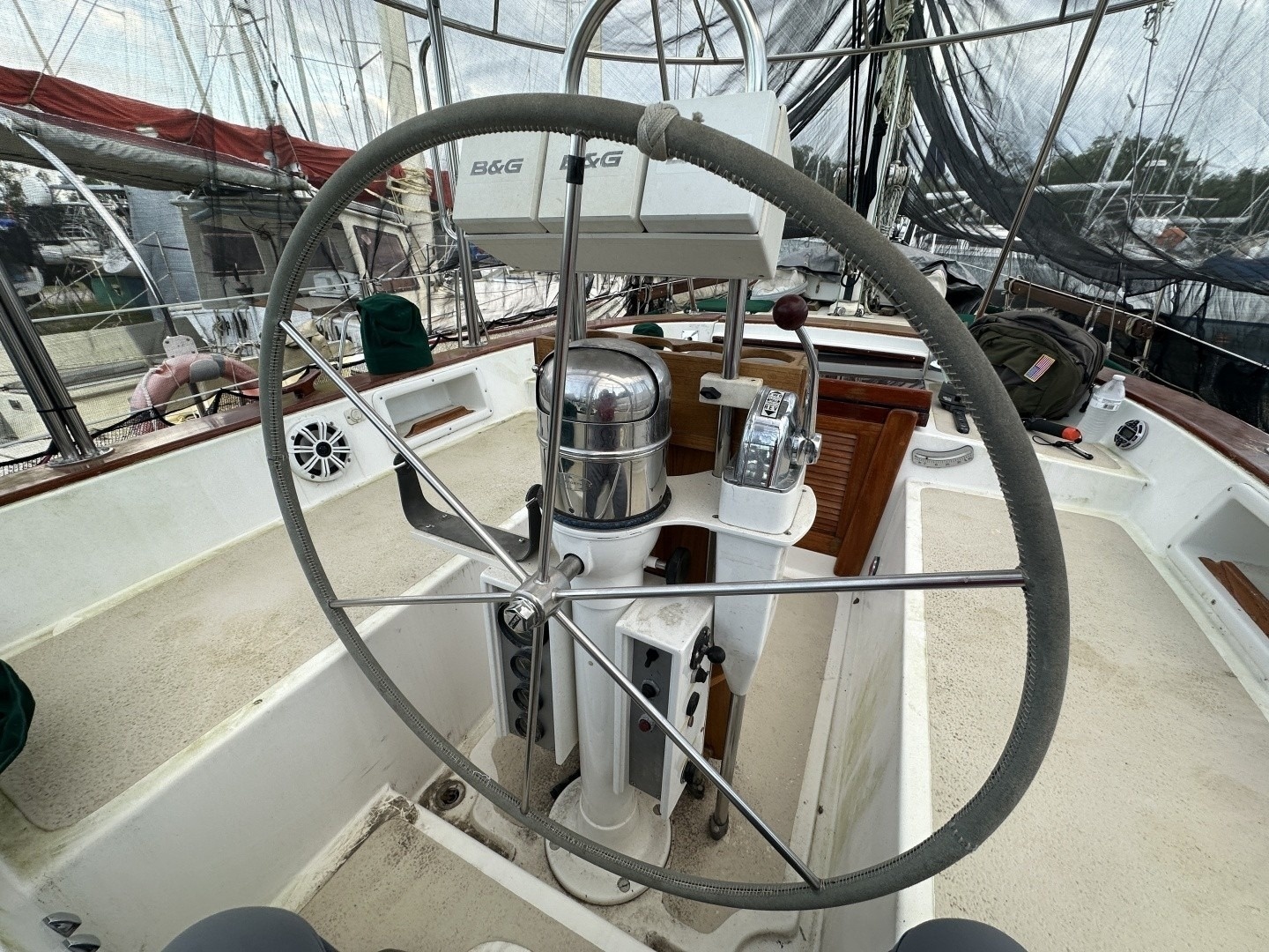Endeavour 42 CC · 1985 en venta en Florida — foto 5
