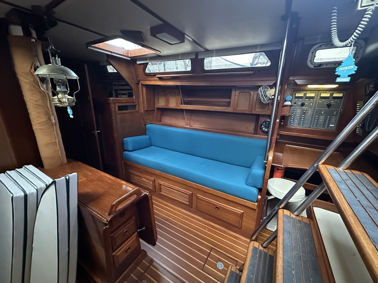 Endeavour 42 CC · 1985 en venta en Florida — foto 9