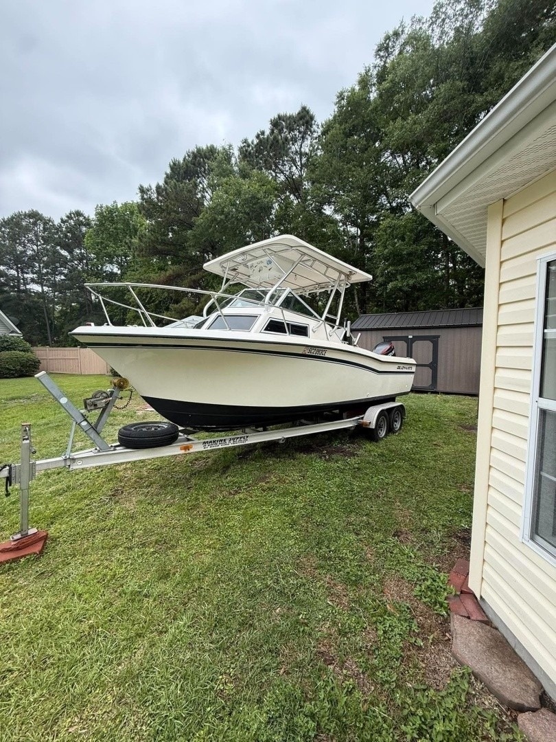 Grady-White 220 Bimini · 1981 for sale in Other area — photo 2