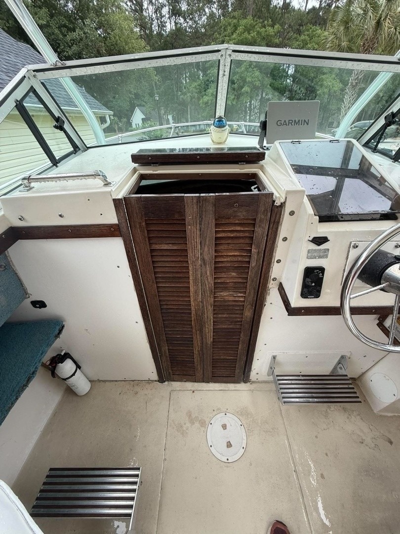 Grady-White 220 Bimini · 1981 for sale in Other area — photo 10