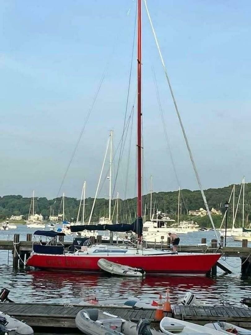 Beneteau First 42 · 1984 zu verkaufen – Andere Region — Foto 1