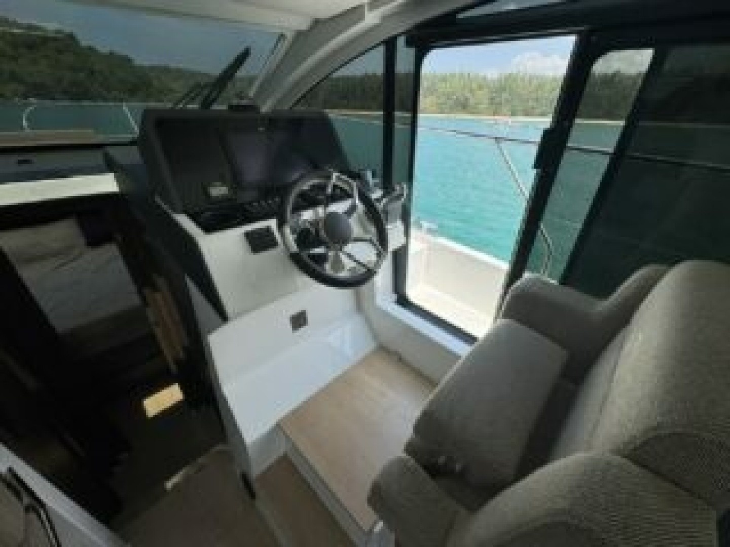 Sealine SC35 · 2023 en venta en Tailandia (Phuket) — foto 9
