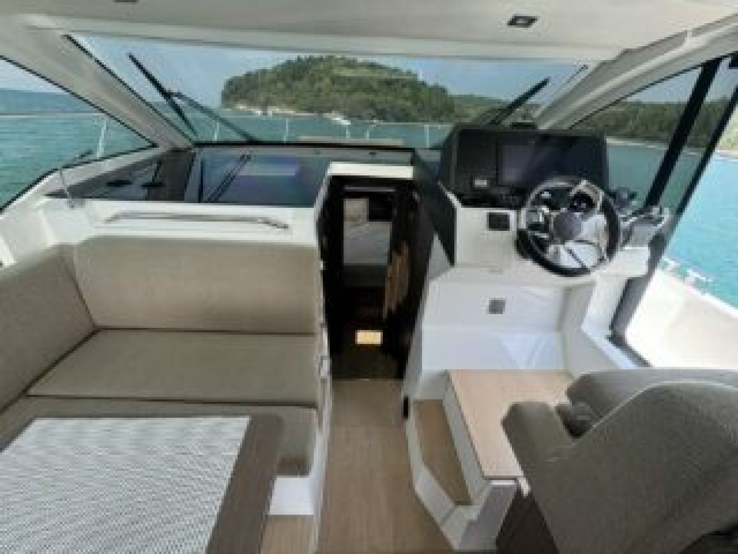 Sealine SC35 · 2023 en venta en Tailandia (Phuket) — foto 10