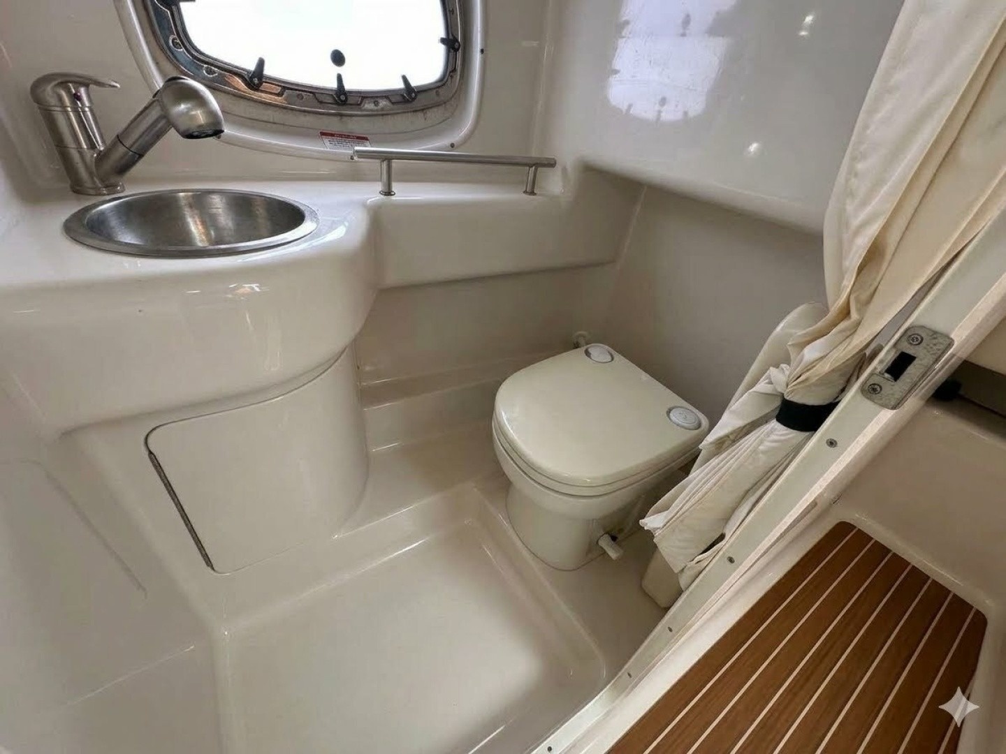 Sea Ray Sundancer 260 · 2010 zu verkaufen – Florida — Foto 7
