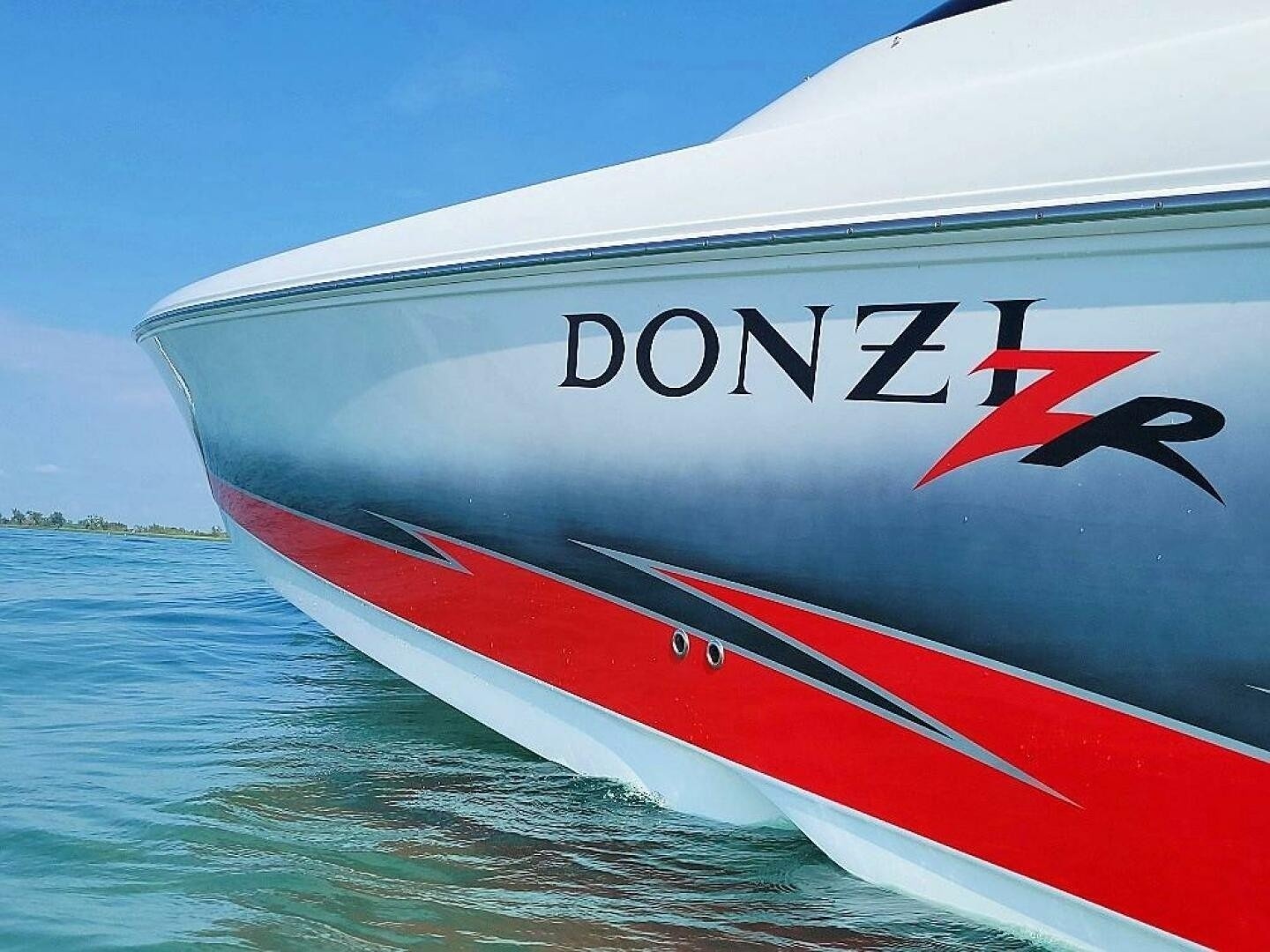 Donzi 35 ZR · 2008 for sale in Other area — photo 10