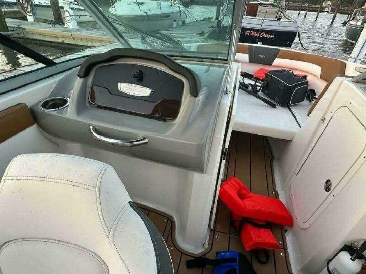 Chaparral 230 SSi · 2023 in vendita in Altra zona — foto 4