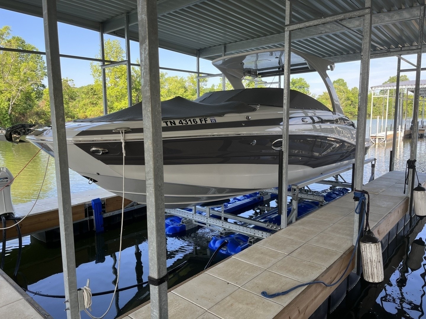 Crownline Eclipse E30 · 2018 zu verkaufen – Andere Region — Foto 1