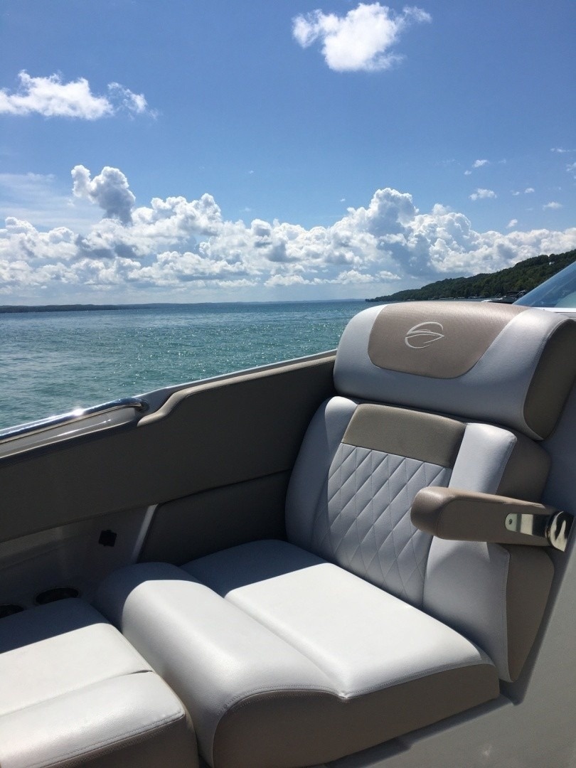 Crownline Eclipse E30 · 2018 zu verkaufen – Andere Region — Foto 6