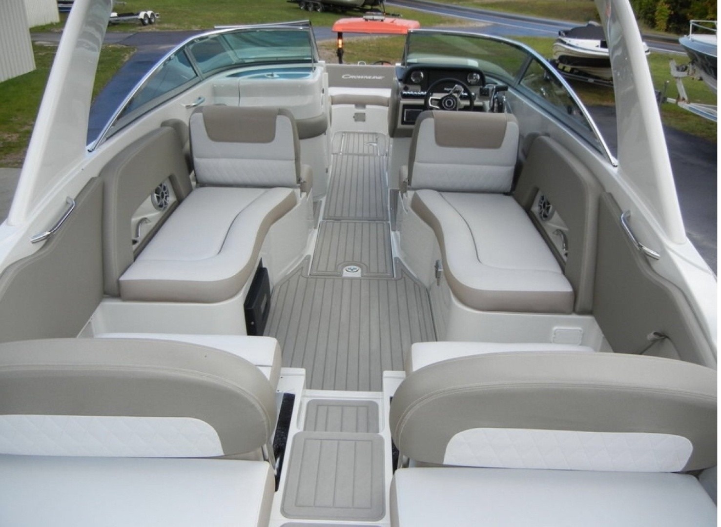 Crownline Eclipse E30 · 2018 zu verkaufen – Andere Region — Foto 9