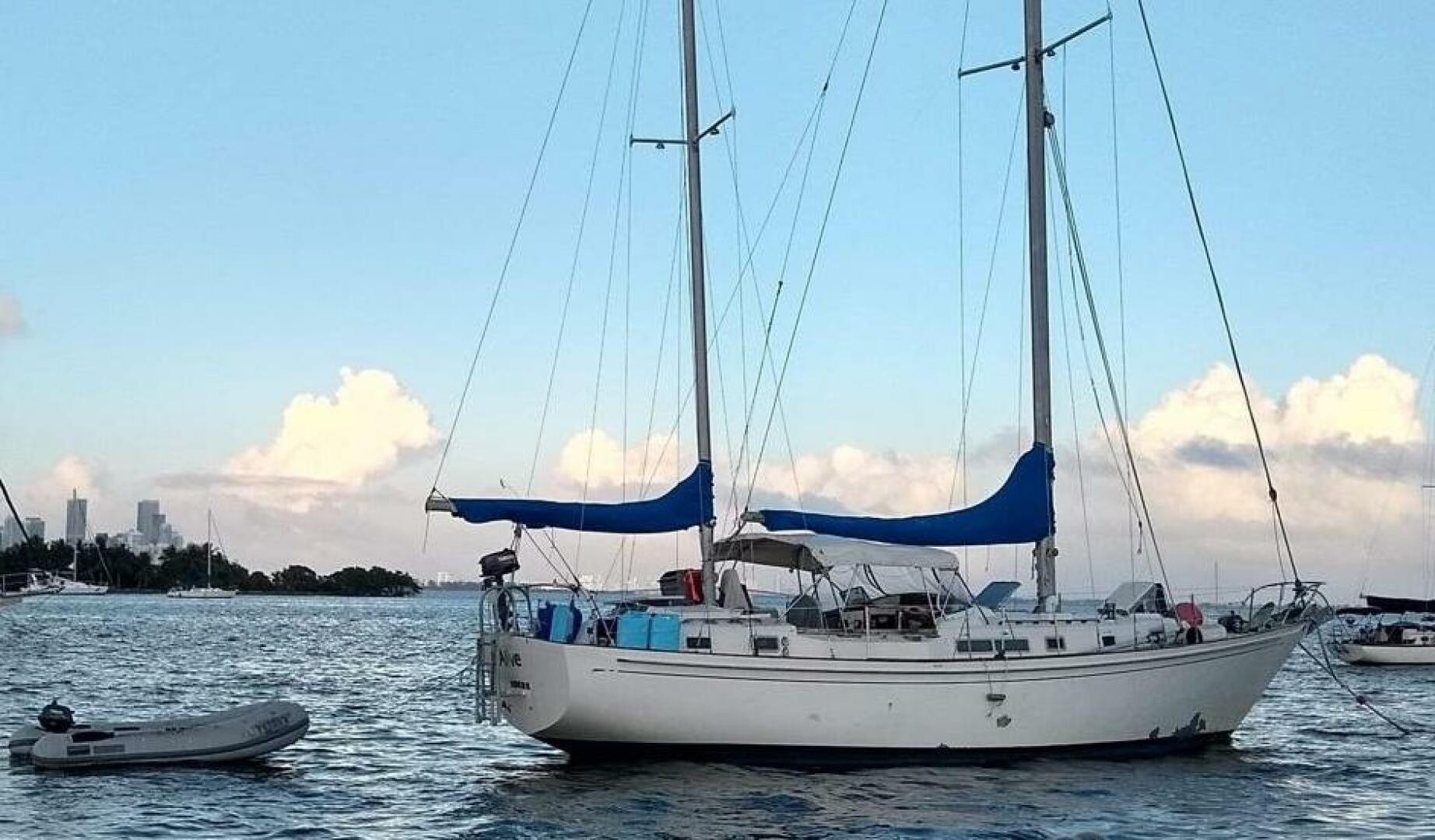 Hughes 3910 · 1979 for sale in Florida — photo 4