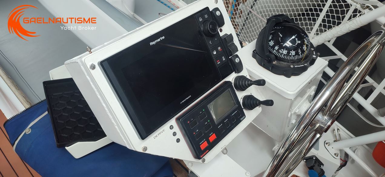 Caroff Atlantis 400 · 1990 en venta en Bretaña — foto 5