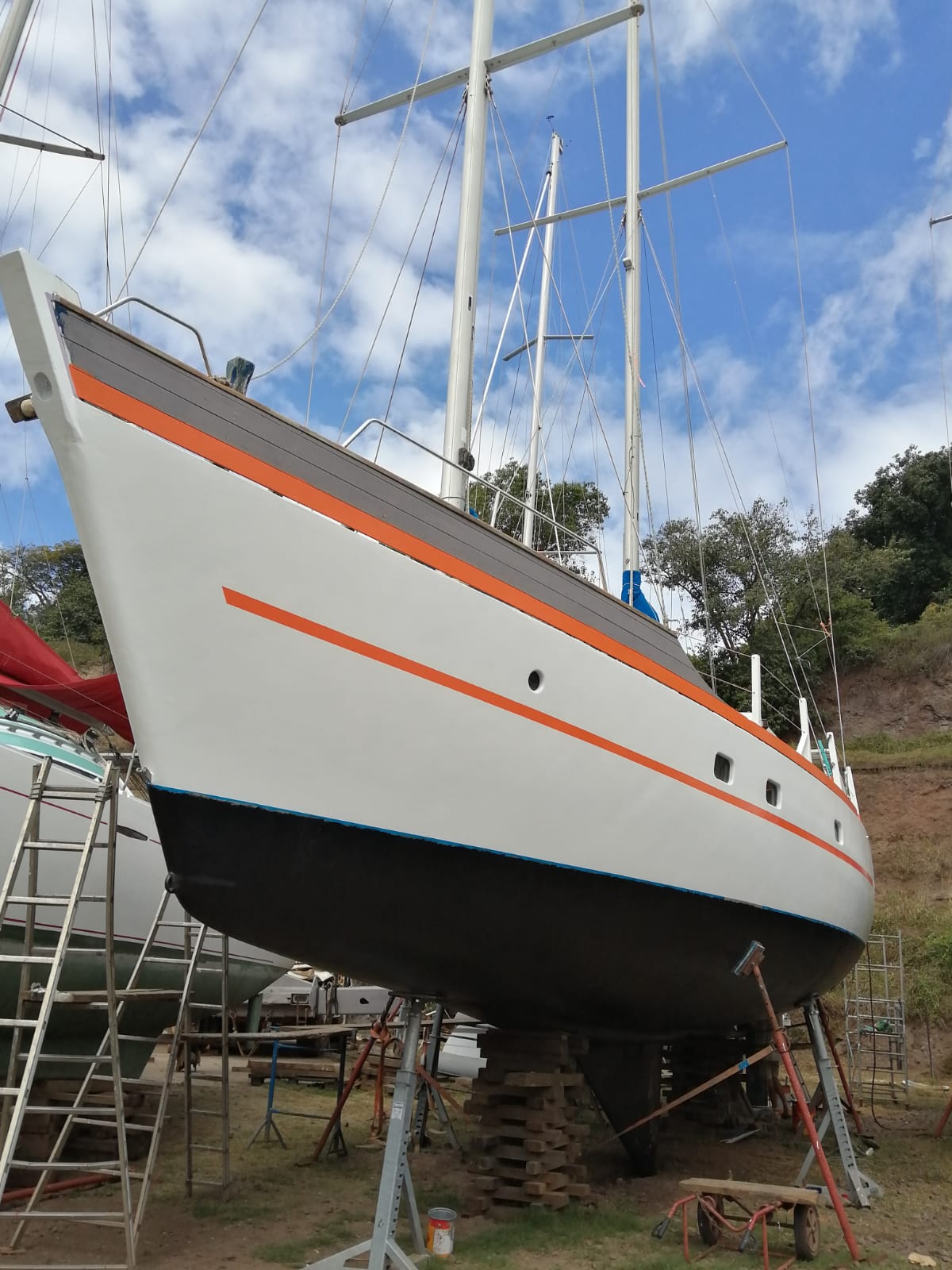 One Off Goélette bois moulé époxy 15 m · 2006 for sale in French Polynesia — photo 5