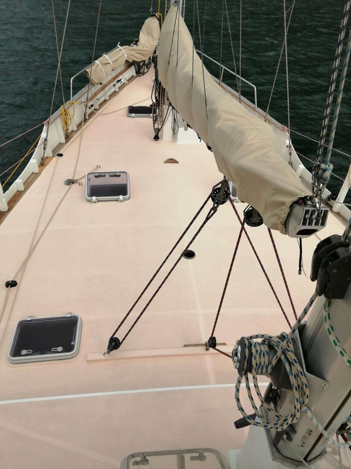 One Off Goélette bois moulé époxy 15 m · 2006 for sale in French Polynesia — photo 7