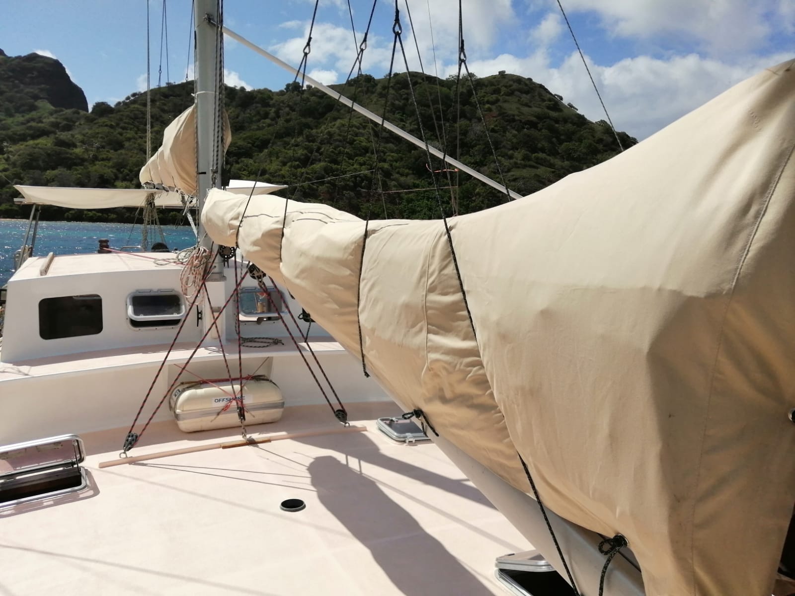 One Off Goélette bois moulé époxy 15 m · 2006 for sale in French Polynesia — photo 9
