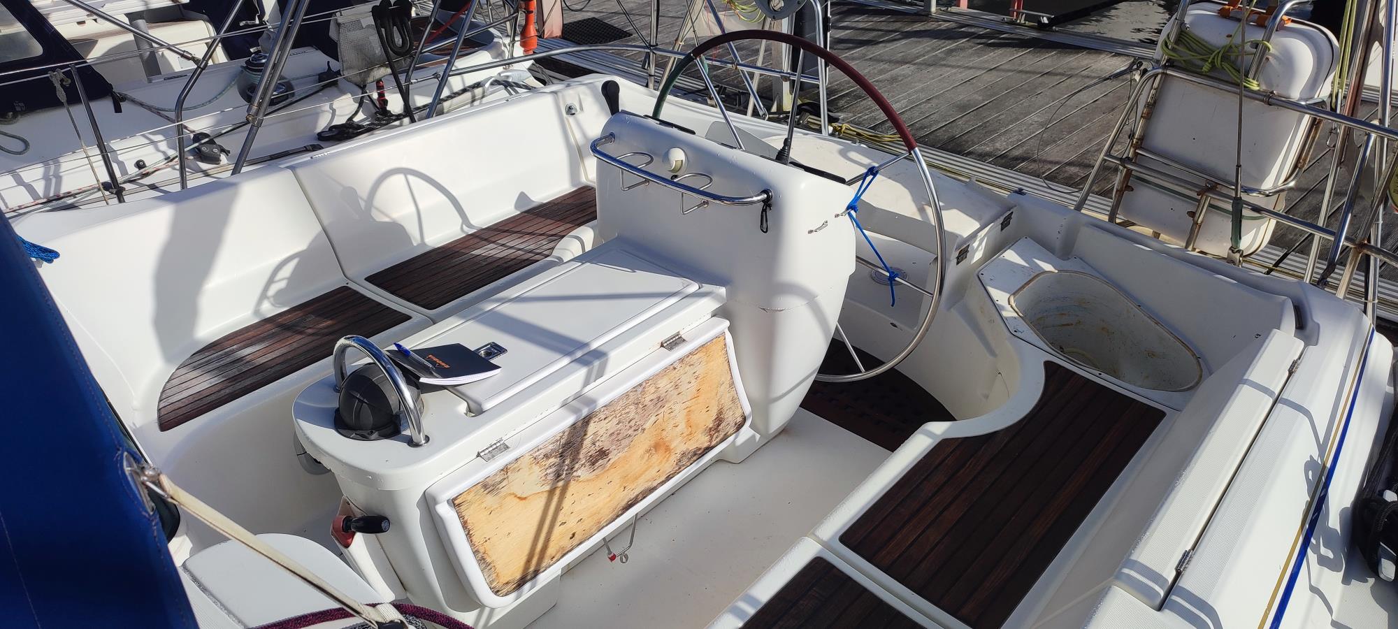 Beneteau Oceanis 440 · 1992 in vendita in Bretagna — foto 8