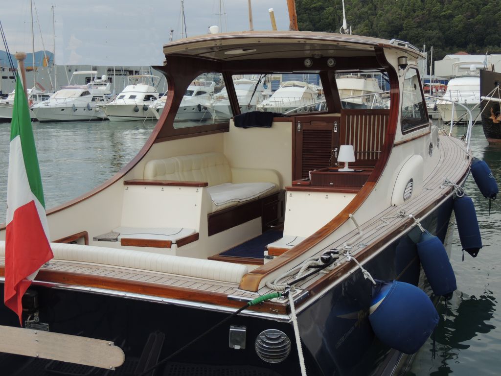 Austin Parker 37 Speedster · 2002 in vendita in Liguria e Genova — foto 2