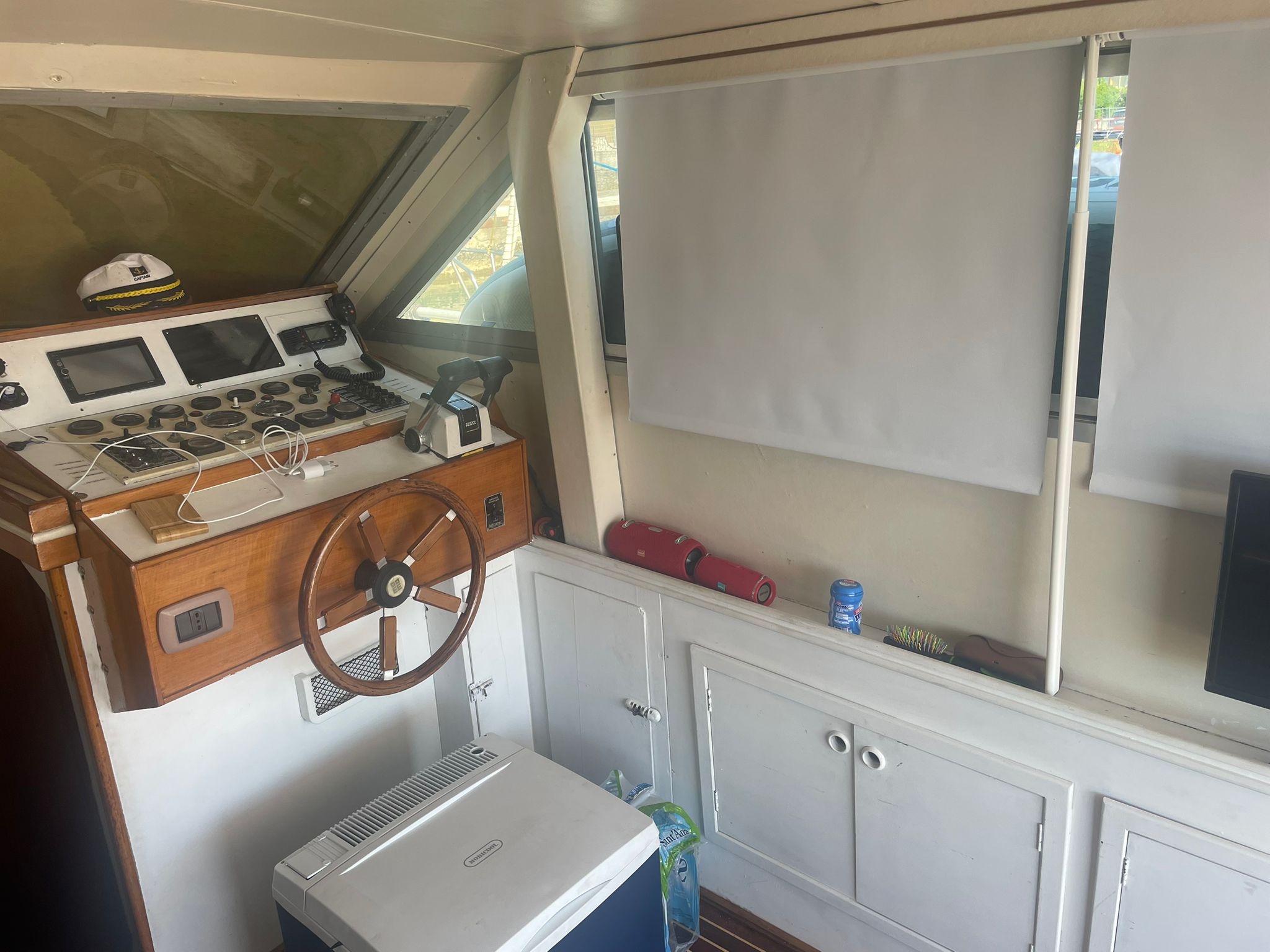 Piantoni Hurricane 35 FLY · 1981 in vendita in Napoli e Amalfi — foto 10