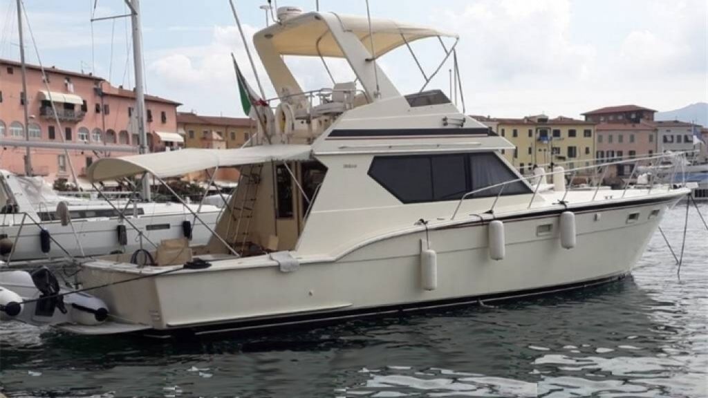 Hatteras 45 · 1988 en venta en Toscana (Livorno y Elba) — foto 1