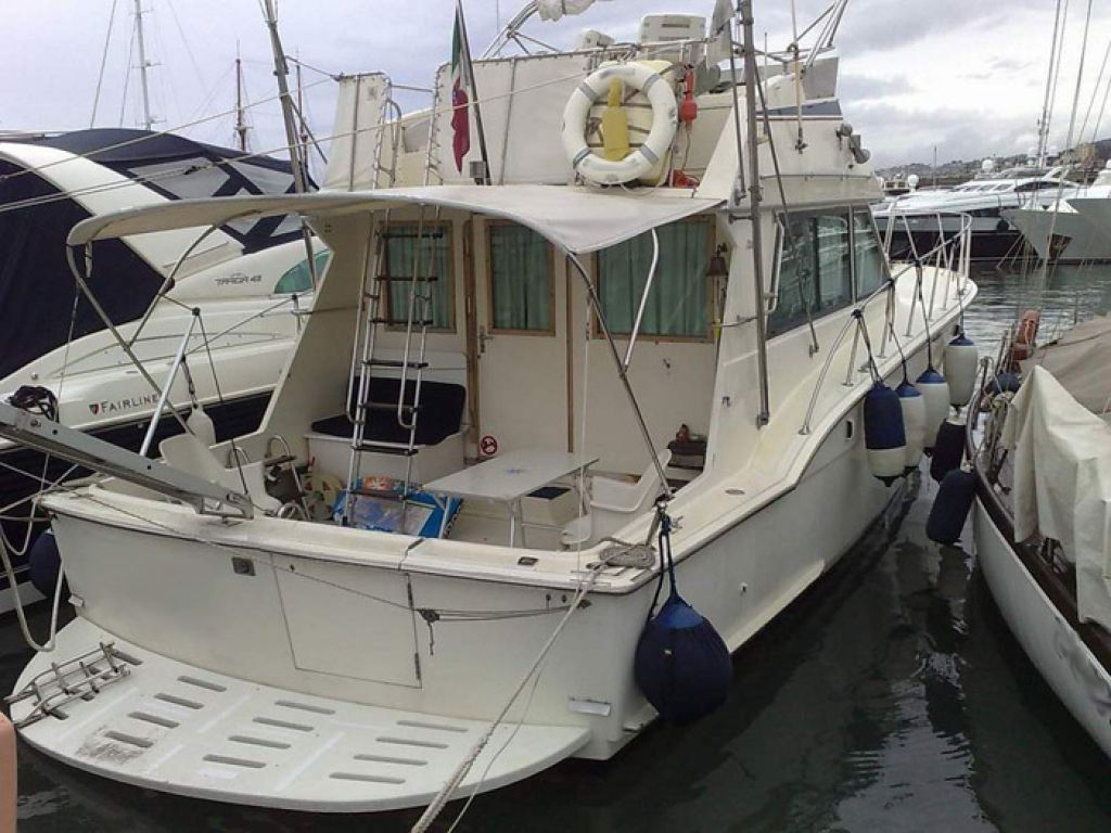 Hatteras 43 · 1980 for sale in Liguria & Genoa — photo 2
