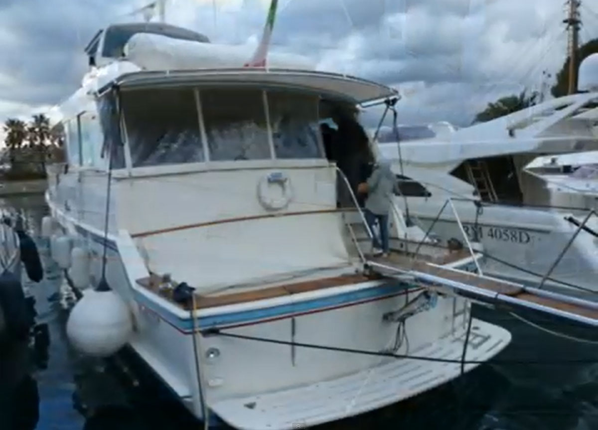 Hatteras 67 Cockpit · 1989 in vendita in Toscana (Livorno ed Elba) — foto 4