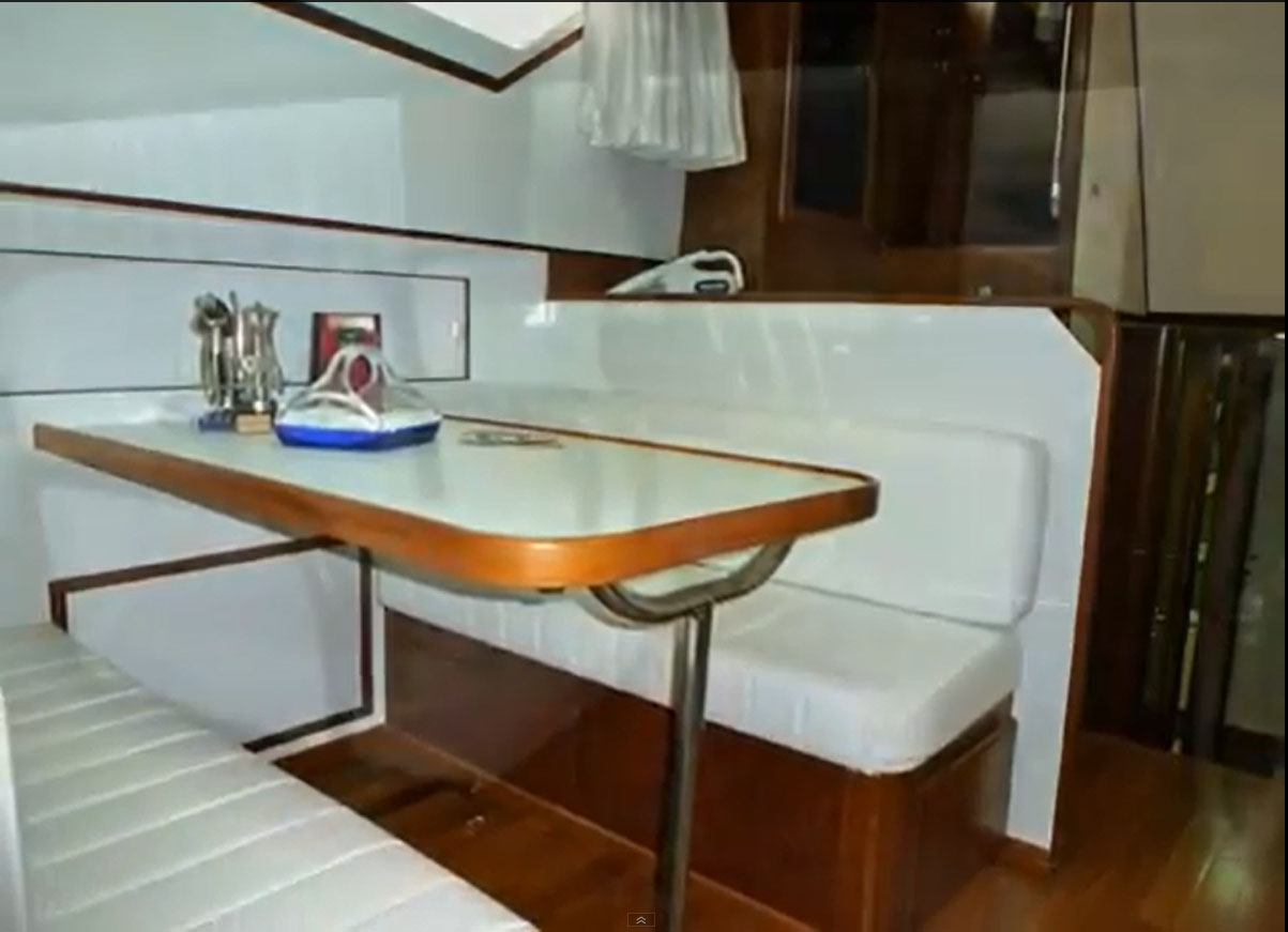 Hatteras 67 Cockpit · 1989 in vendita in Toscana (Livorno ed Elba) — foto 8