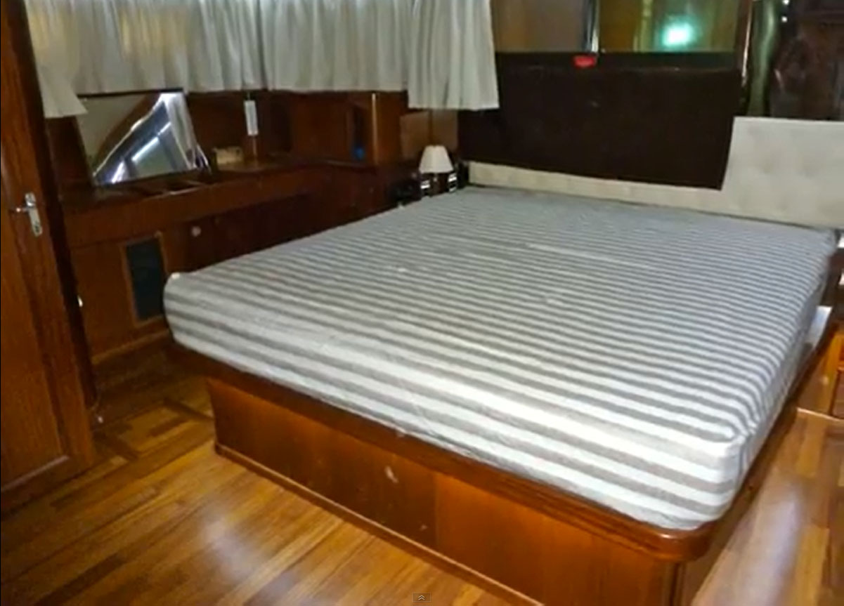 Hatteras 67 Cockpit · 1989 in vendita in Toscana (Livorno ed Elba) — foto 9