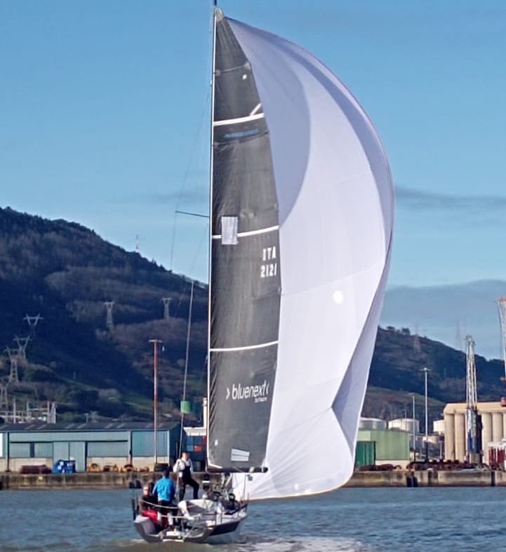 Melges 32 · 2010 zu verkaufen – Asturien, Kantabrien und Baskenland — Foto 2