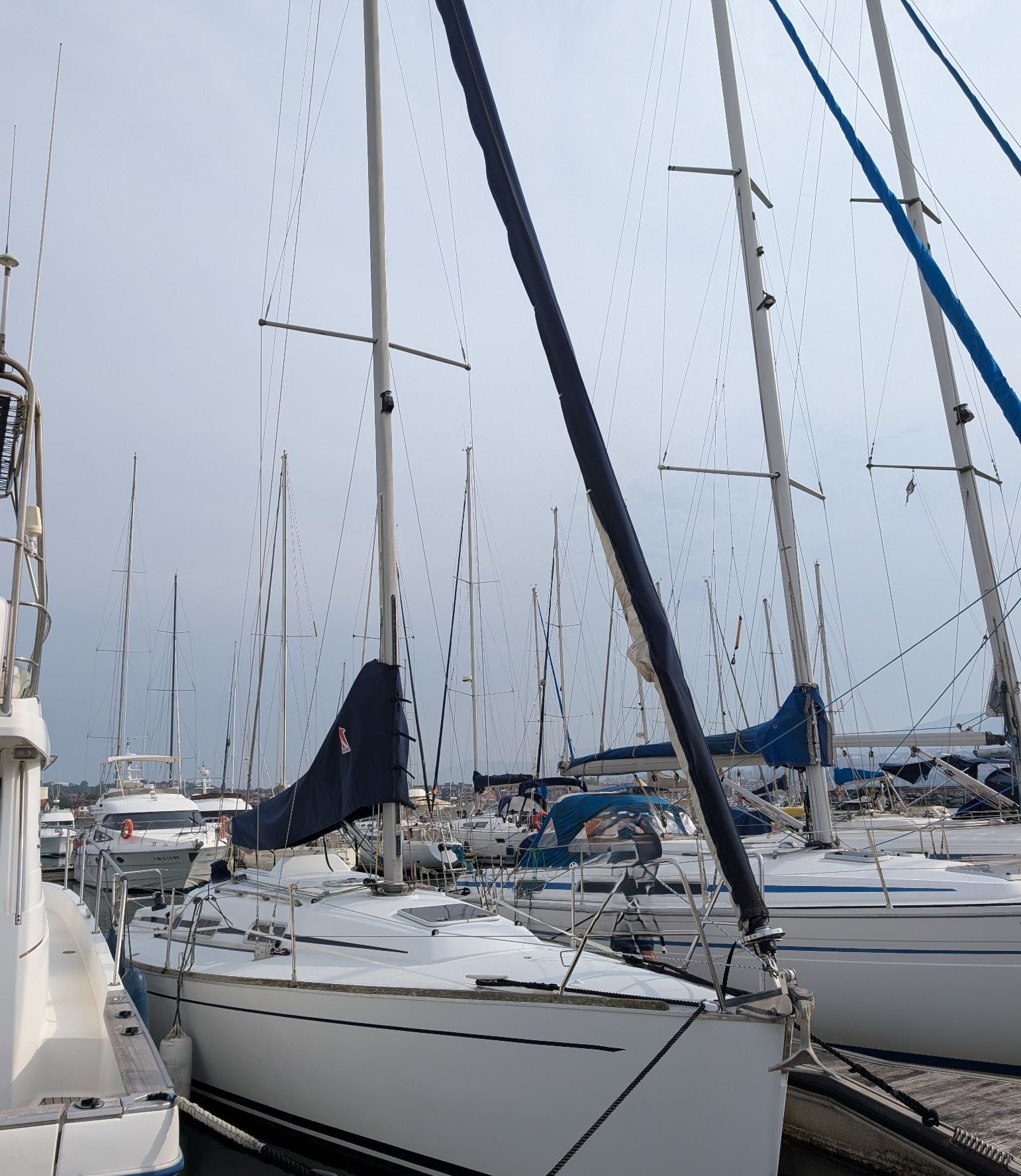 Grand Soleil 34 · 2001 in vendita in Asturie, Cantabria e Paesi Baschi — foto 3