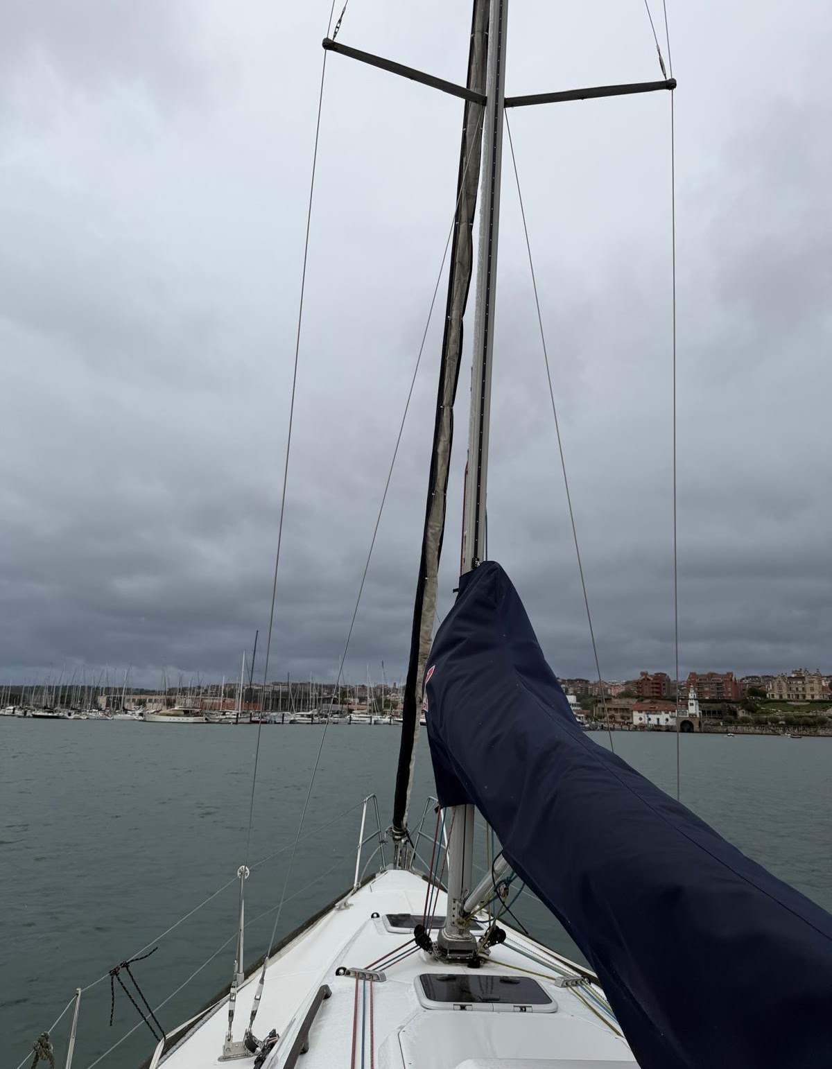 Grand Soleil 34 · 2001 in vendita in Asturie, Cantabria e Paesi Baschi — foto 10
