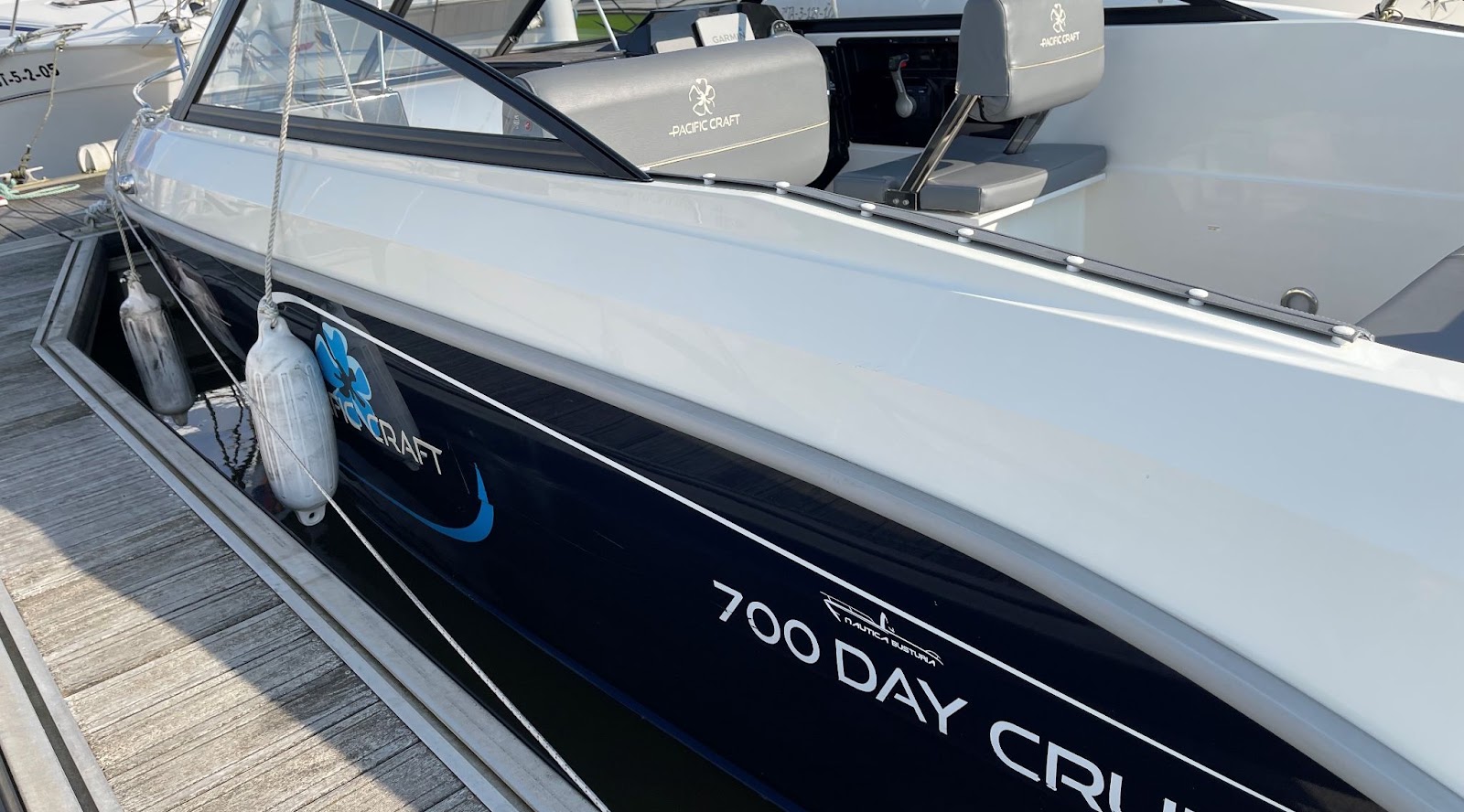 Pacific Craft 700 Day Cruiser · 2020 en venta en Asturias, Cantabria y País Vasco — foto 4