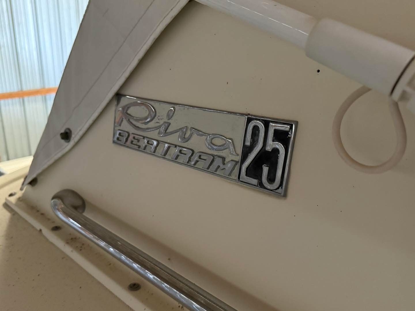 Bertram 25 flybridge · 1970 zu verkaufen – Andere Region — Foto 10