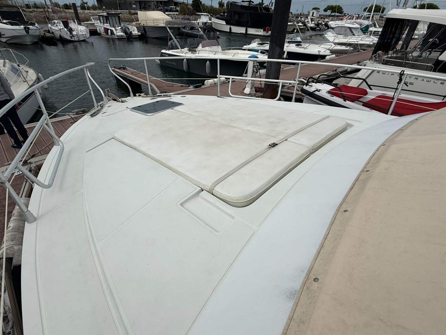 Jeanneau Yarding yacht 36 fly · 1992 en venta en Otra zona — foto 5
