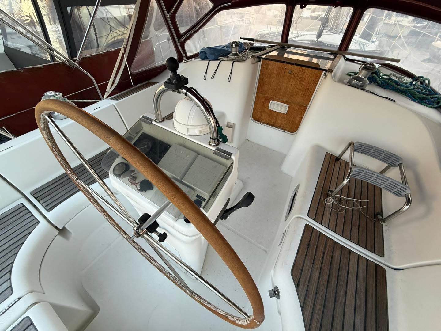 Beneteau Oceanis Clipper 361 · 1999 en venta en Otra zona — foto 6