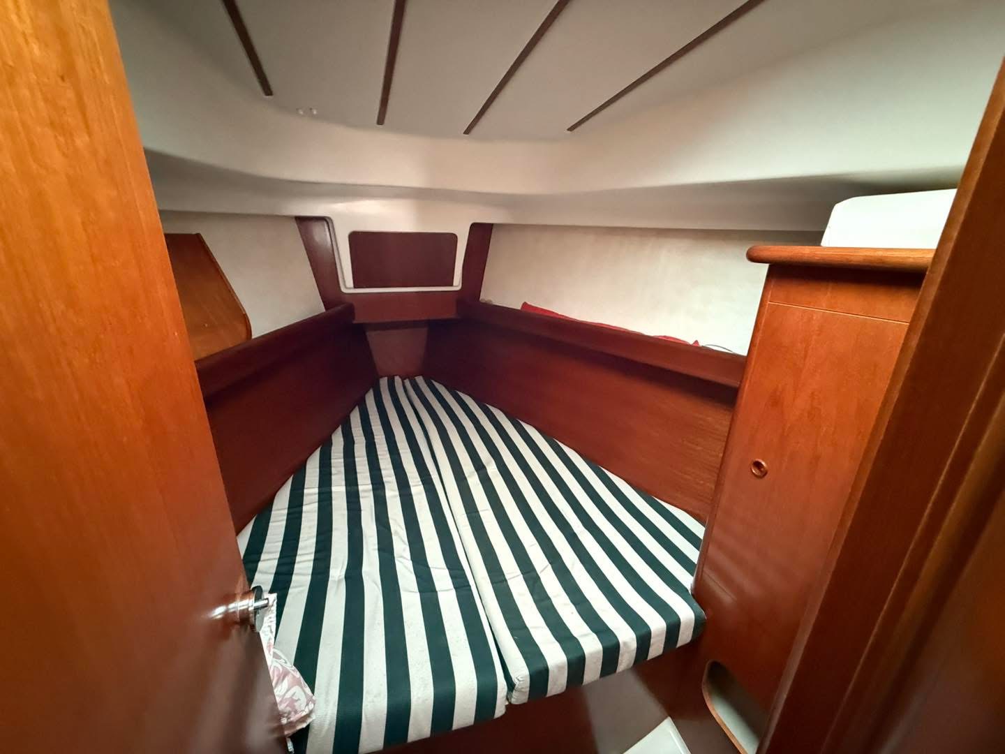 Beneteau Oceanis Clipper 361 · 1999 en venta en Otra zona — foto 8
