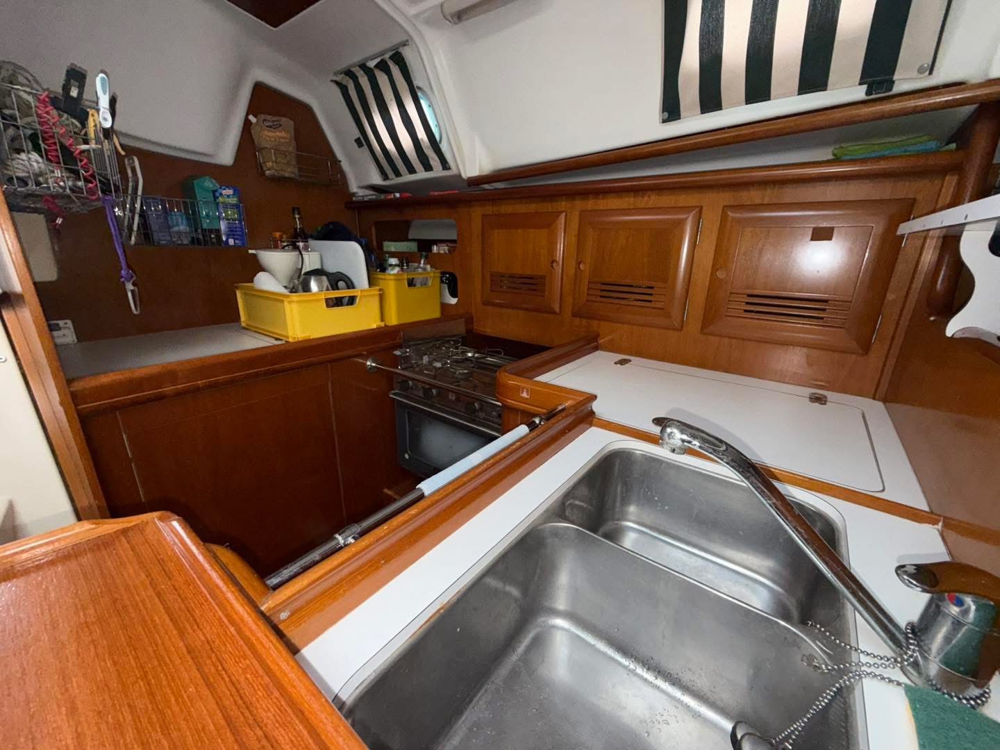 Beneteau Oceanis Clipper 361 · 1999 en venta en Otra zona — foto 10